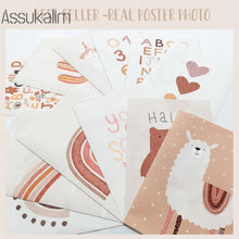 Laden Sie das Bild in den Galerie-Viewer, Alpaka-Poster, Regenbogen-Wand-Kunst-Poster, Bär-Kunstdrucke, beige Poster, Wandbild, Kinderzimmer, Leinwandgemälde, Boho-Poster, Kinderzimmer-Dekoration