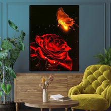 Cargar imagen en el visor de la galería, Pintura de diamante 5D de rosa roja, mosaico de flores y mariposas, bordado completo cuadrado/redondo, paisaje de diamantes, regalo de arte decorativo DIY para el hogar