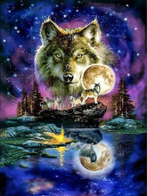 Cargar imagen en el visor de la galería, 5D Diy diamante pintura Lobo diamante bordado Luna paisaje Rhinestone mosaico animales hecho a mano regalo decoración de pared