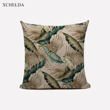 Laden Sie das Bild in den Galerie-Viewer, Green Pillow Cover Geometric Print Cushion Covers Pillow case Sofa Cushion Cover 45*45cm Decorative Throw Pillows Case