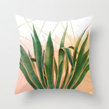 Laden Sie das Bild in den Galerie-Viewer, New Gold Tropical Leaves Kissenbezüge Palm Monstera Agave Print Moderne nordische dekorative Kissen Fall Sofa Couch Dekokissen