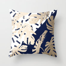 Laden Sie das Bild in den Galerie-Viewer, New Gold Tropical Leaves Kissenbezüge Palm Monstera Agave Print Moderne nordische dekorative Kissen Fall Sofa Couch Dekokissen