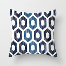 Laden Sie das Bild in den Galerie-Viewer, Blau-weißer Porzellandruck-Kissenbezug, böhmischer Stil, Mandala-Geometrie-Kissenbezug, moderne Mode, Sofa, Stühle, Dekokissen