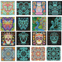 Cargar imagen en el visor de la galería, Kit de pintura de diamante 5D DIY, arte de taladro luminoso para adultos, pinturas de bordado de diamantes de imitación de cristal con diamante para decoración