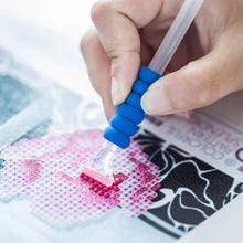 Cargar imagen en el visor de la galería, Pintura de diamante 5D DIY con bordado de gato, animales reflejados, punto de cruz, taladros cuadrados completos, cuadro de pintura de diamantes de imitación