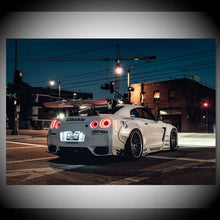 Carica l&#39;immagine nel visualizzatore della Galleria, Nissan Tuning GT R R35 Bianco Super car Poster e Stampe Modern Wall Art Immagine Tela Pittura per Living Room Decor senza cornice