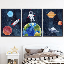 Carica l&#39;immagine nel visualizzatore della Galleria, Spazio Astronauta Pianeta Razzo Terra UFO Nursery Wall Art Canvas Painting Poster e stampe Immagini murali Decorazioni per la camera dei bambini