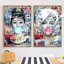 Cargar imagen en el visor de la galería, Póster de Hepburn con imágenes impresas de Marilyn Monroe, chicle, arte callejero, arte Pop, pintura en lienzo, decoración del hogar, Mural artístico de pared de habitación para mujer