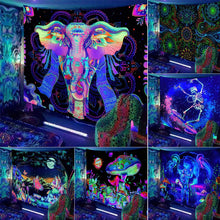 Carica l&#39;immagine nel visualizzatore della Galleria, UV Reattivo Fluorescente Mandala Elefante Arazzo Hippie Psichedelico Teschio Cielo stellato Appeso a parete Panno Bohemia Home Room Decor