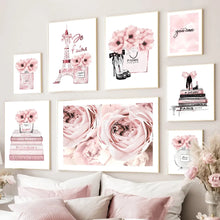 Carica l&#39;immagine nel visualizzatore della Galleria, Torre di Parigi Profumo Rossetto Borsa Libro Moda Arte Tela Pittura Nordic Poster e Stampe Immagini murali Soggiorno Decor