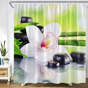 Zen-grüne Bambus-Duschvorhänge, lila Orchidee, Schmetterling, Blumen, Pflanzen, schwarzer Stein, Spa, Naturlandschaft, Stoff, Badezimmer-Dekor-Set