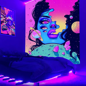 Tapiz de pared Hippie Rock Smoke Girl con luz negra, decoración de habitación reactiva UV, tapiz de calavera de neón luminoso estético, decoración de dormitorio