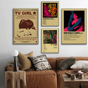 TV Girl Poster Retro Carta Kraft Stampe Amanti Rock Poster vintage Arte della parete Pittura Studio Casa Soggiorno Decorazione Immagine
