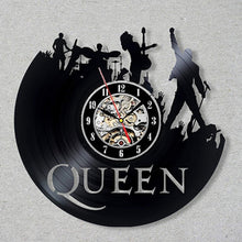 Carica l&#39;immagine nel visualizzatore della Galleria, Orologio da parete Queen Rock Band Design moderno Tema musicale Orologi classici con dischi in vinile Orologio da parete Decorazioni per la casa d&#39;arte Regali per musicisti