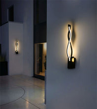 Carica l&#39;immagine nel visualizzatore della Galleria, Lampada da parete a LED moderna e minimalista AC85-260V 16W ​​Soggiorno camera da letto Comodino Corridoio Illuminazione per mobili Lampada da parete decorativa