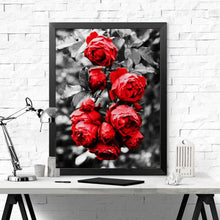 Cargar imagen en el visor de la galería, Evershine diamante bordado Rosa diamantes de imitación cuadros completo cuadrado diamante pintura flores negro blanco punto de cruz decoración del hogar