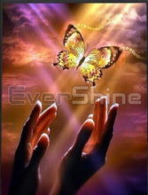 Cargar imagen en el visor de la galería, Evershine diamante bordado mariposa punto de cruz cuadrado completo diamante redondo pintura mano diamantes de imitación imágenes artesanías