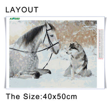 Laden Sie das Bild in den Galerie-Viewer, AZQSD Winter voller quadratischer Diamant Malerei Pferd DIY 5D handgemachtes Geschenk Diamant Stickerei Verkauf Tier Dekor für Zuhause Full Kits