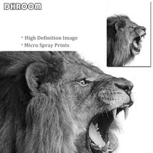 Carica l&#39;immagine nel visualizzatore della Galleria, Leone e leonessa Poster su tela Nero Bianco Boschi Animali Stampa artistica da parete Pittura Nursery Wall Art Immagine per soggiorno