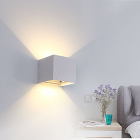 Lampada da parete a LED 6W 12W IP65 Lampada da parete per giardino con portico ad angolo regolabile impermeabile per esterni AV85-265V Lampada per illuminazione interna in alluminio