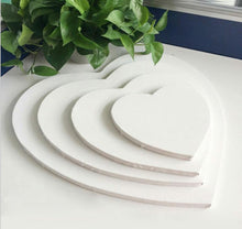 Cargar imagen en el visor de la galería, Caja de madera de corazón enmarcada en blanco lienzo de arte estirado tablero de pintura al óleo acrílico